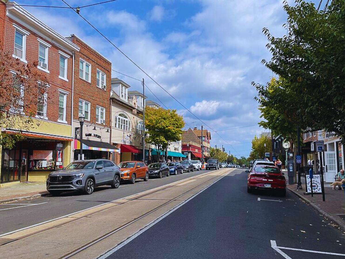 State Street EB past Olive Street, Media, PA